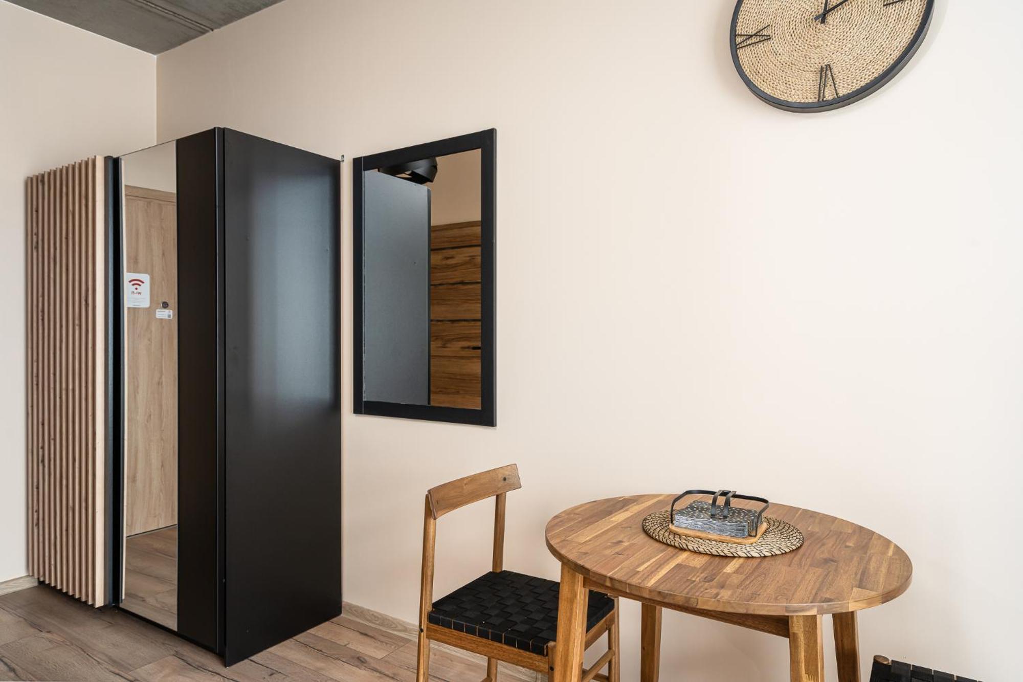 Rentplanet - Apartamenty Zarembowicza II Wroclaw Ngoại thất bức ảnh